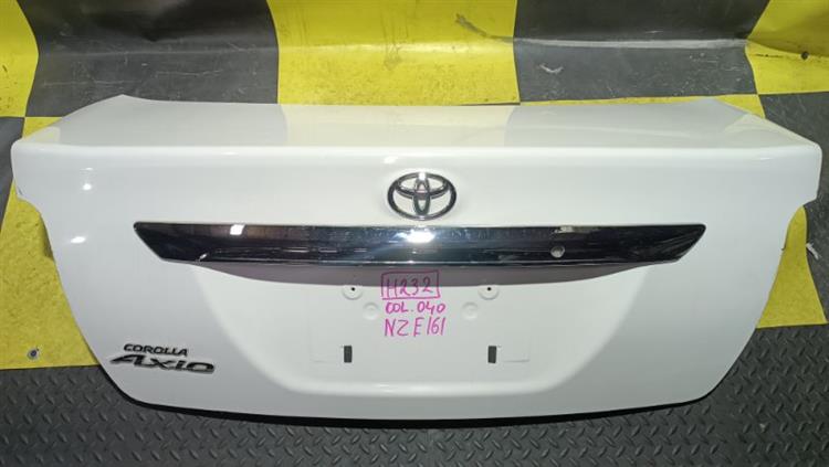 Крышка багажника Тойота Королла Аксио в Тобольске 103985