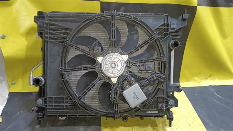 Радиатор основной Ниссан Нот в Тобольске 105188