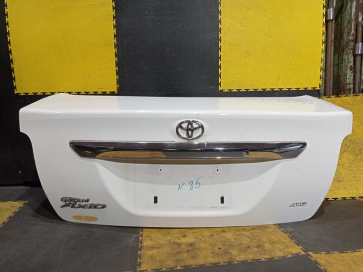 Крышка багажника Тойота Королла Аксио в Тобольске 108392