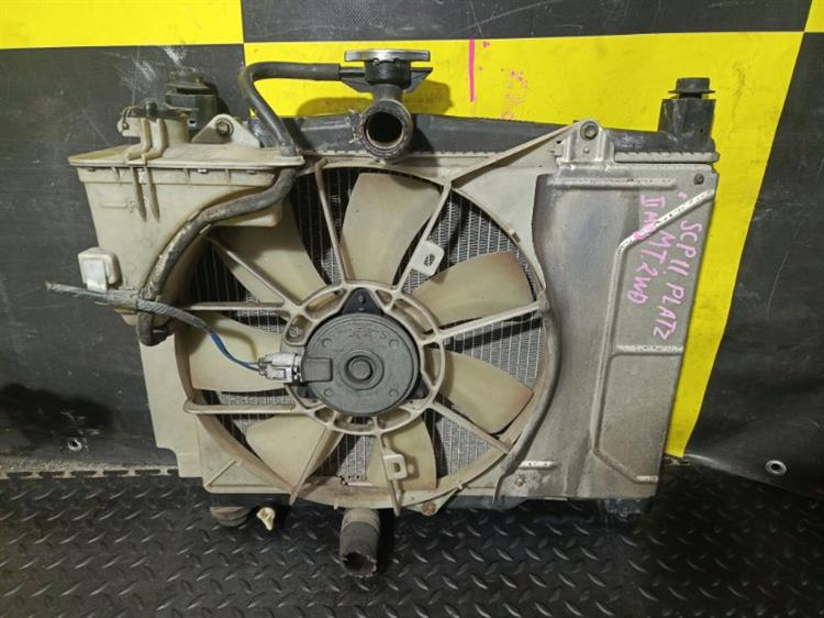 Радиатор основной Тойота Платц в Тобольске 113701