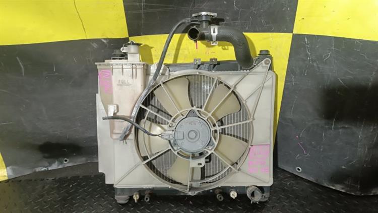 Радиатор основной Тойота Пробокс в Тобольске 116750