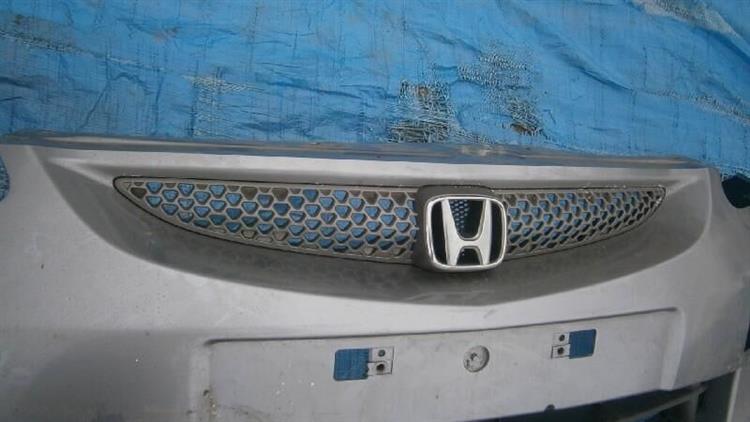 Решетка радиатора Хонда Джаз в Тобольске 14123
