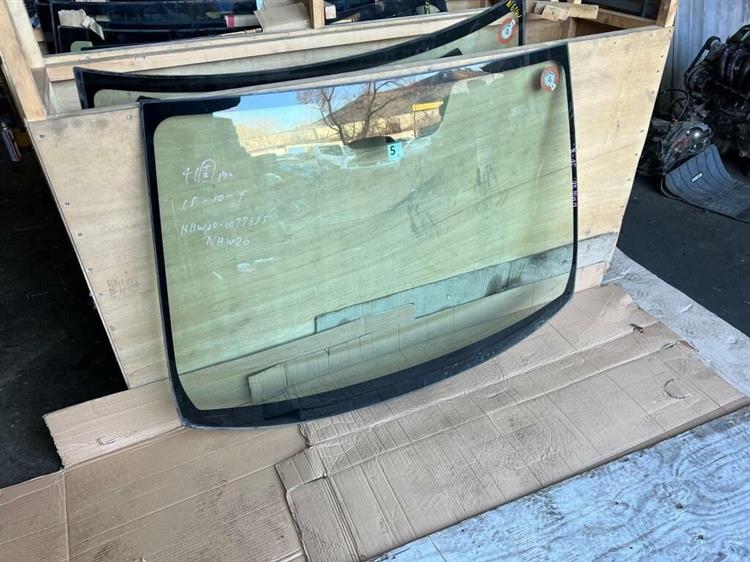 Лобовое стекло Тойота Приус в Тобольске 236521