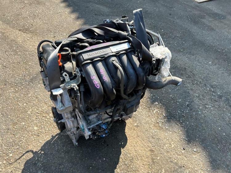 Двигатель Хонда Фит в Тобольске 241059