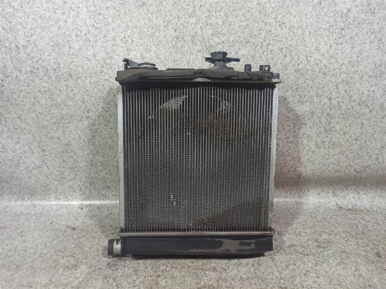 Радиатор основной Ниссан Рукс в Тобольске 331024