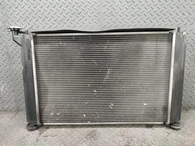 Радиатор основной Тойота Виш в Тобольске 431311