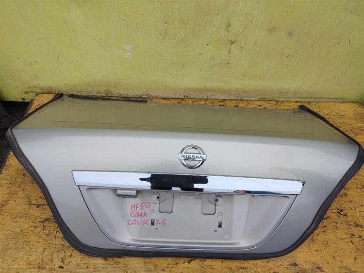 Крышка багажника Ниссан Сима в Тобольске 44601