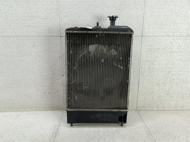 Радиатор основной Мицубиси ЕК в Тобольске 450841