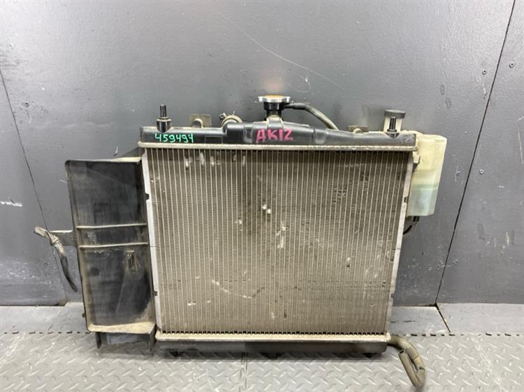 Радиатор основной Ниссан Марч в Тобольске 459494