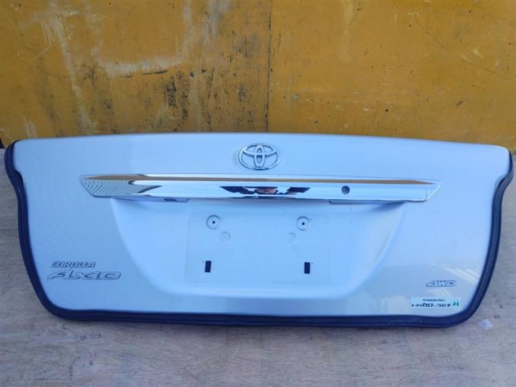 Крышка багажника Тойота Королла Аксио в Тобольске 50868