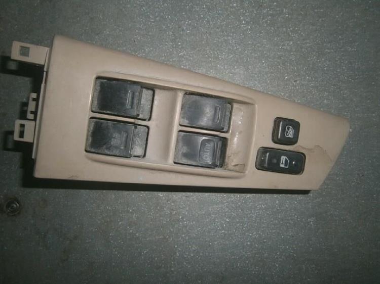 Блок упр. стеклоподъемниками Тойота Королла Филдер в Тобольске 60835