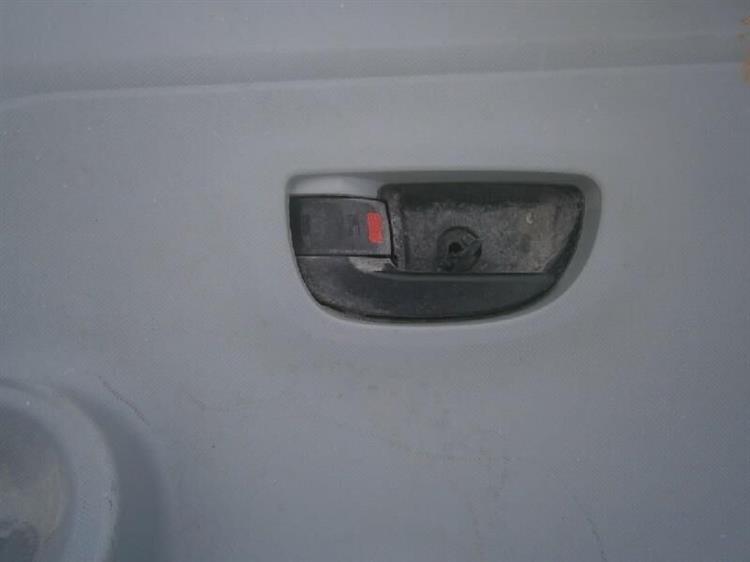 Дверь Тойота Аква в Тобольске 66088