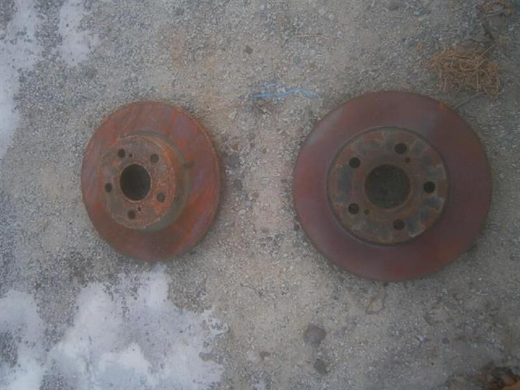 Тормозной диск Тойота Приус в Тобольске 81564